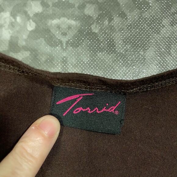 Torrid Women's Plus Size Y2K Brown Draped Front Top - Size 3(3X) - Button Accent - Picture 4 of 5